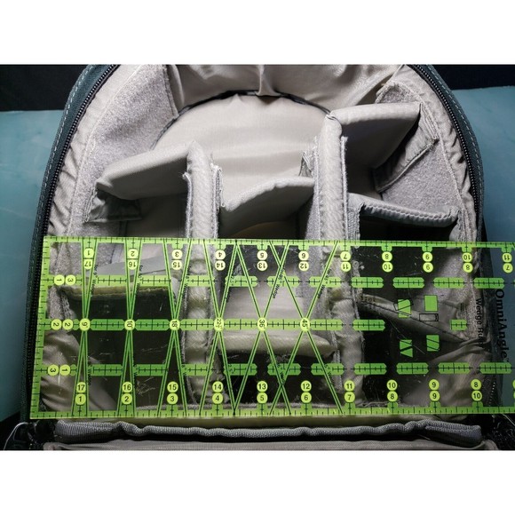 Lowepro Micro Trekker 100 GREEN Camera Bag Backpack Padded Adjustable Inserts GC - Picture 11 of 13